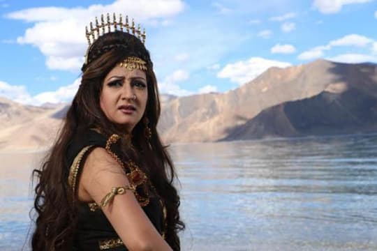 Juhi Parmar Berharap Mendapat Peran Antagonis