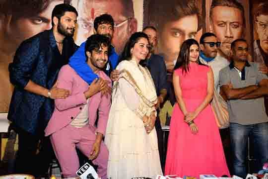 Peluncuran Trailer Film Prassthanam Di Delhi