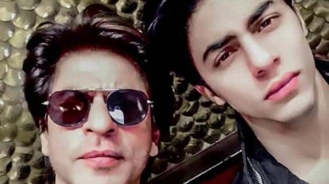 Kerja Bareng Sang Ayah, Begini Komentar Aryan Khan