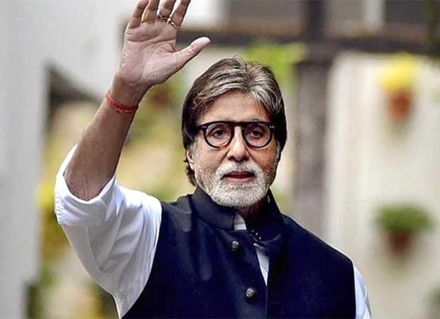 Amitabh Bachchan Terima Penghargaan Di Arab Saudi