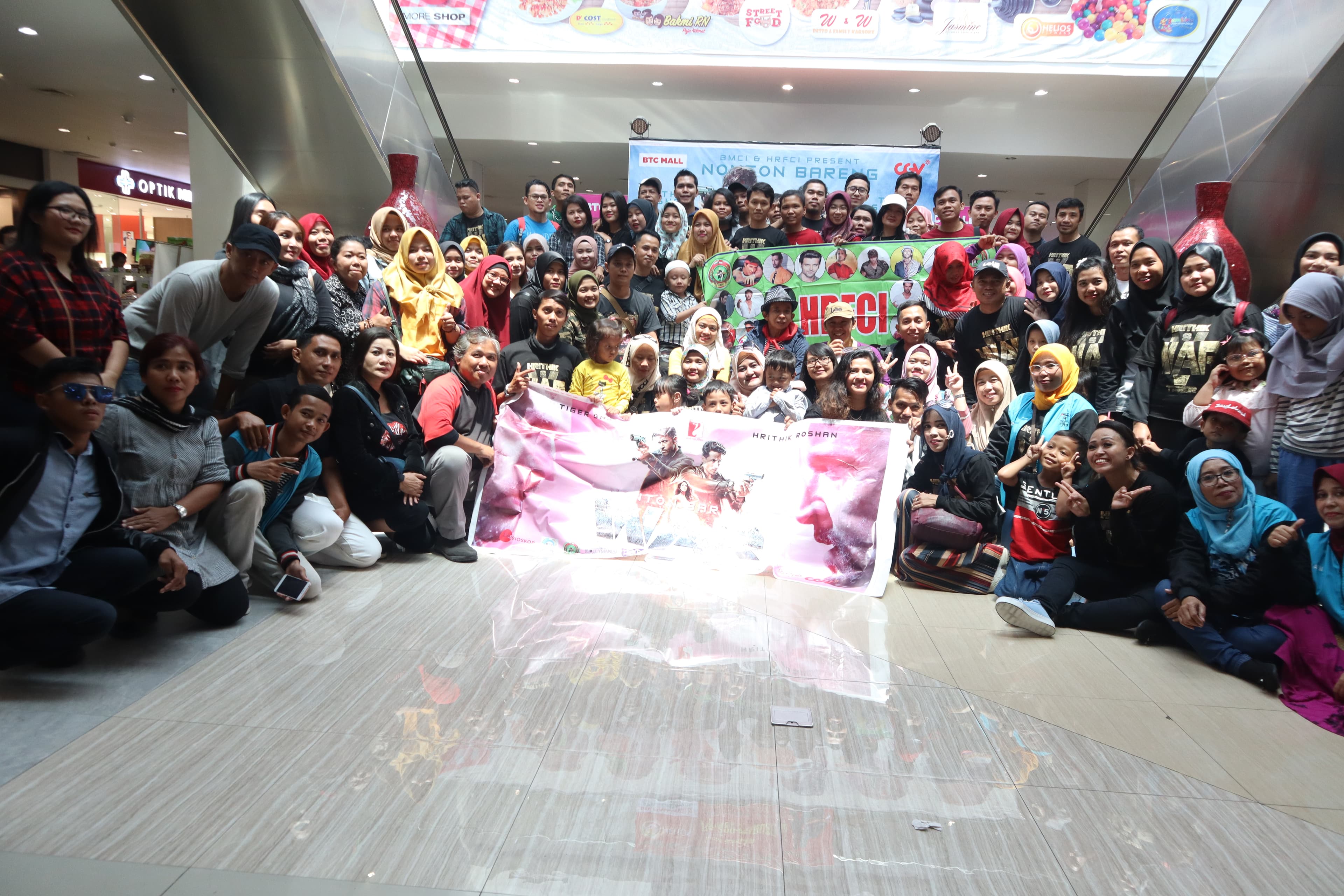 Nonton Bareng Film WAR Bekasi, Petjah