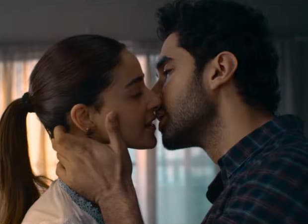 Disensor Besar-Besaran! 96 Detik Adegan Ciuman Dipotong dari Film Chand Mera Dil