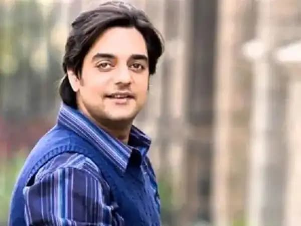 Chandrachur Singh Laporkan Kerabat ke Polisi Terkait Dugaan Pemalsuan Surat Wasiat
