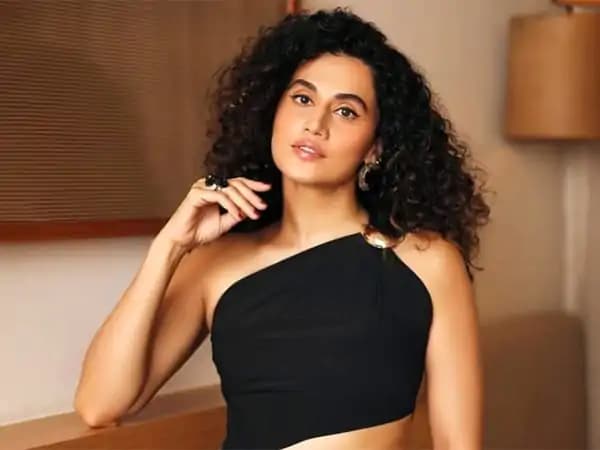 Taapsee Pannu Ungkap Alasan Rahasiakan Pernikahannya dengan Mathias Boe