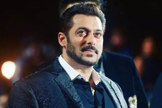 Terinspirasi Indiana Jones, Salman Khan Akan Produksi Film Trilogi