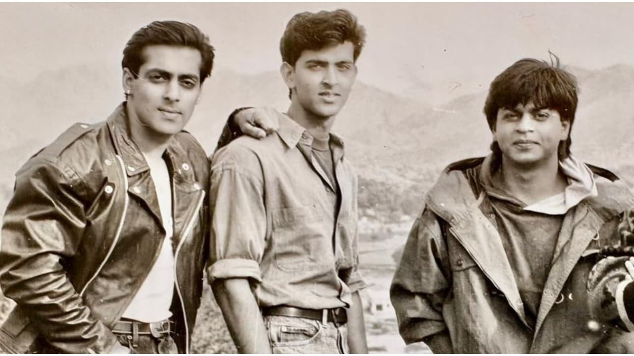 Hrithik Roshan Unggah Foto BTS Karan Arjun, Ingatkan Karakter Kabirr Di Spy Universe