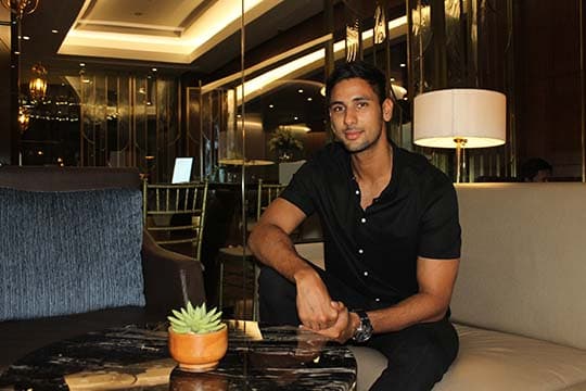 Potret Sahil Shah dan Istri, si Curry Couple yang Bikin Envy