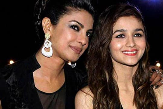 Karan Johar Beri Sinyal Dostana 2, Alia Bhatt Akan Perankan Karakter Priyanka Chopra?