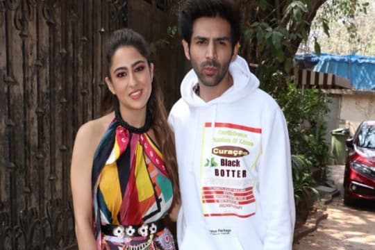Tak Hanya di Film Saja, Cinta Sara Ali Khan dan Kartik Aaryan Bakal Berlanjut?