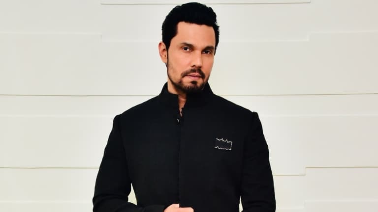 Terbang Ke Budapest, Randeep Hooda Syuting Proyek Hollywood?