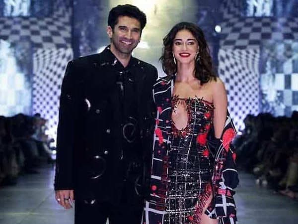 Nonton Konser Bareng, Ananya Panday dan Aditya Roy Kapur Fix Pacaran?