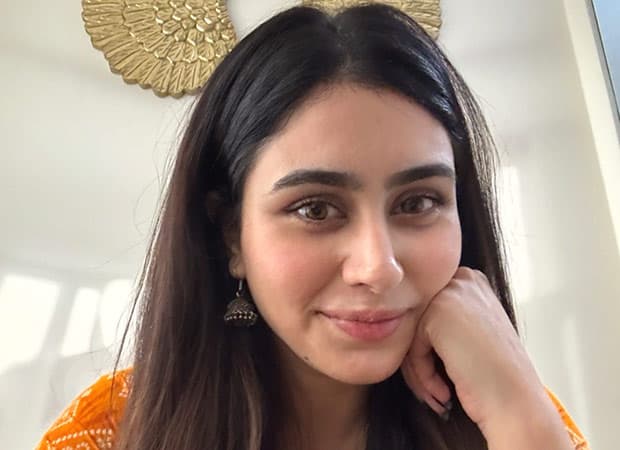 Aktris Loveyatri, Warina Hussain Umumkan Pergantian Nama