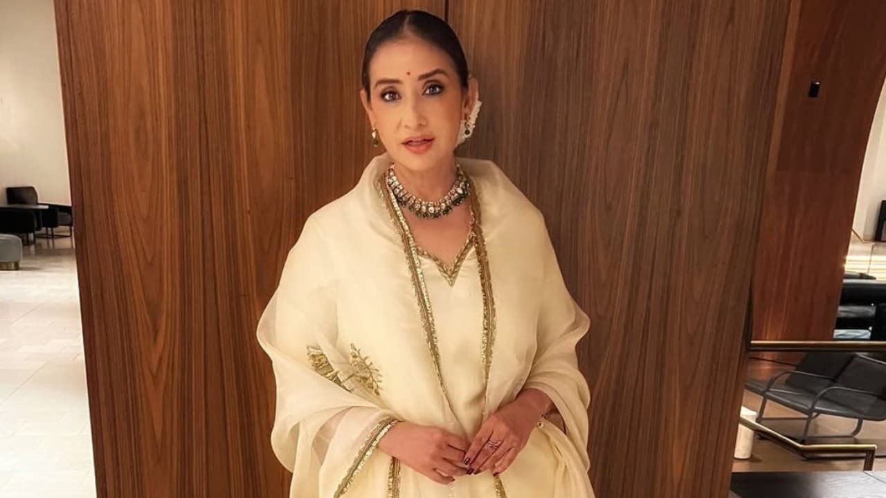Manisha Koirala Jujur Alami Superstar Syndrom Di Awal Karirnya