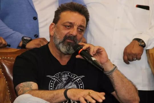 Sanjay Dutt Dilarikan Ke Rumah Sakit, Positif Covid?