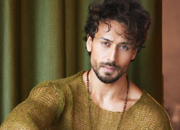 Tiger Shroff Tanda Tangani Proyek Baru