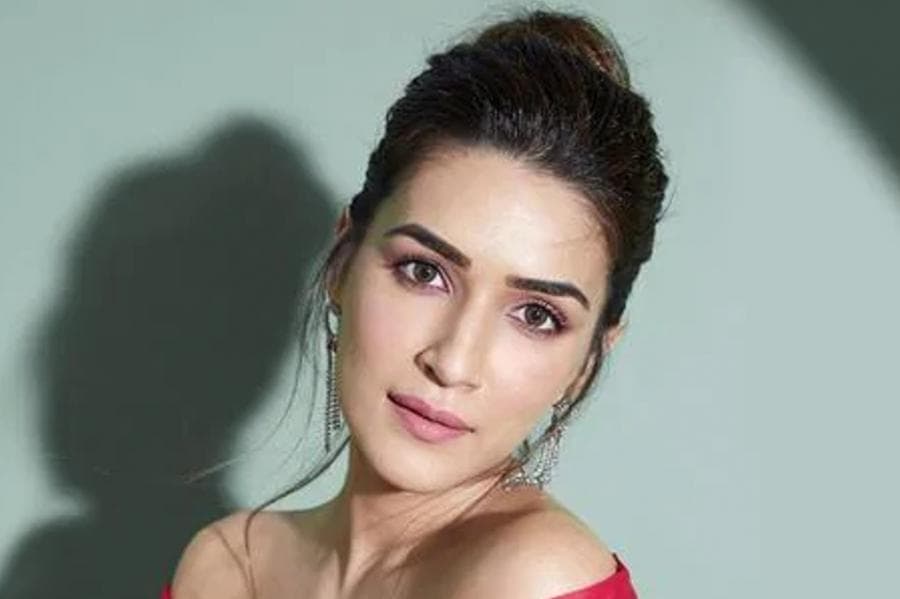 Kriti Sanon Jadi Pasangan Shahid Kapoor di Film Robot