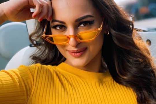 Sonakshi Sinha: Rasanya Seperti Kembali Ke Rumah