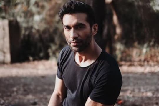 Aktor Televisi Kushal Punjabi yang Tewas Bunuh Diri, Dimakamkan Hari Ini