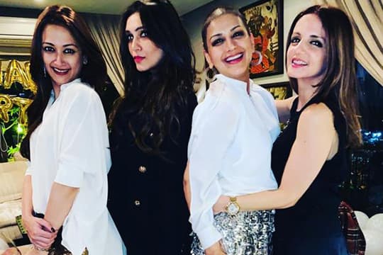 Sussanne Khan Sebut Sonali Bendre Sebagai Inspirator