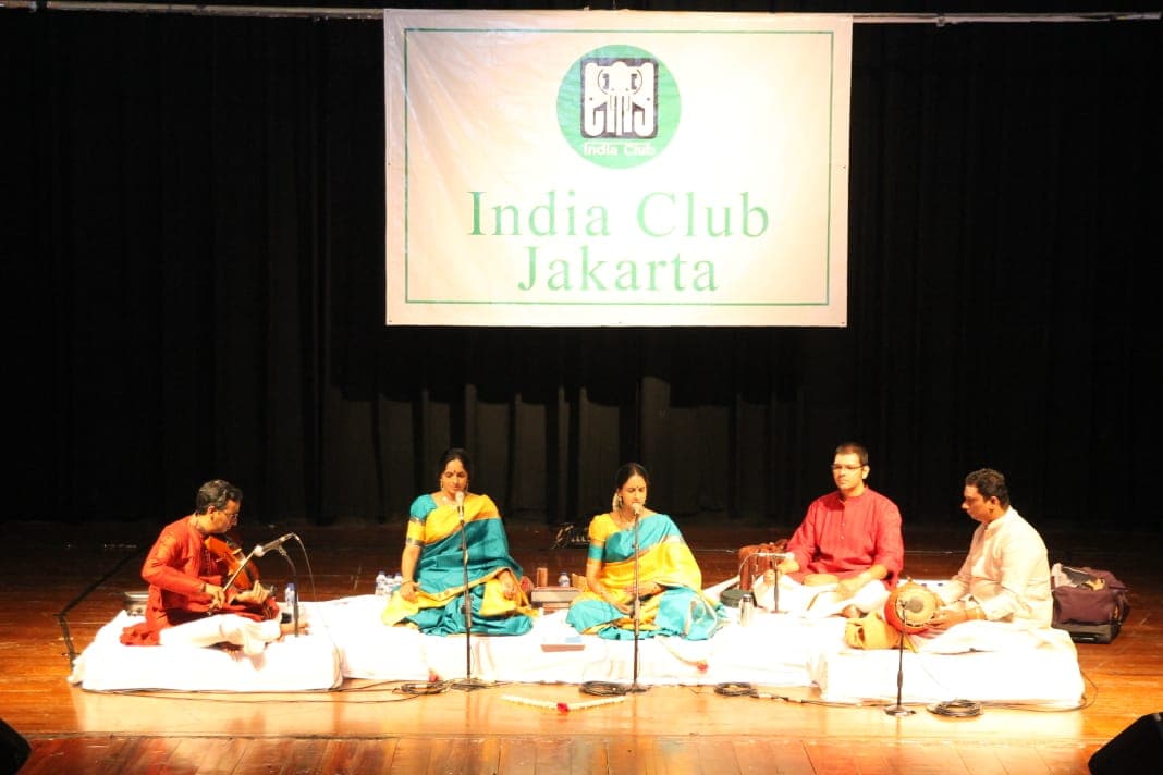 India Club Jakarta Hadirkan Ranjani-Gayatri, Penyanyi 7 Bahasa