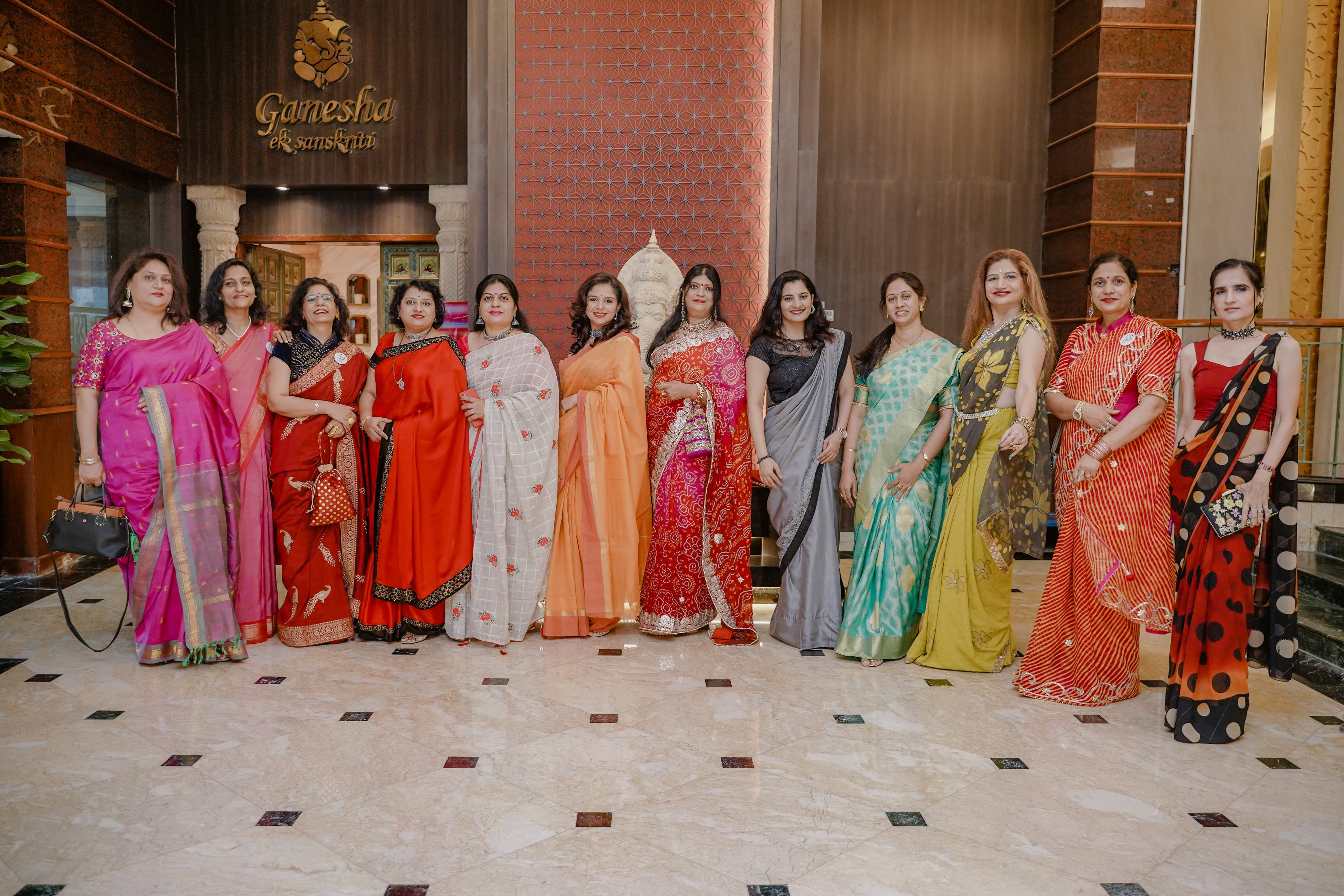 Bertabur Warna Warni Di Saree Speak Meet, Jakarta