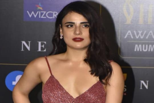Radhika Madan Beberkan Proyek Film Terbarunya, Shiddat