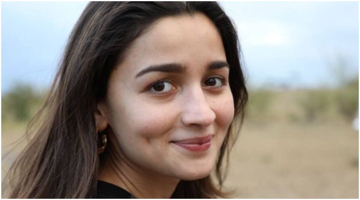 Alia Bhatt Ungkap Keinginan Gagal Sang Ayah Untuknya