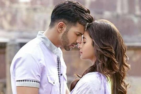 Varun Dhawan Berkelahi Bertelanjang Dada