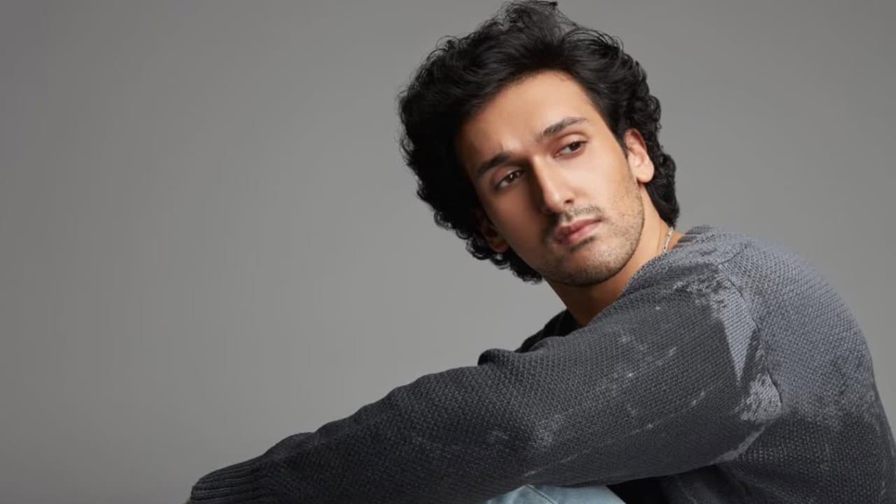 Putra Govinda, Yashvardhan Ahuja Siap Debut